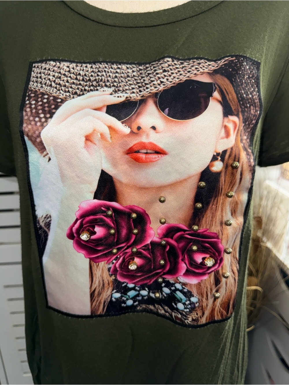 Women’s Olive Graphic Tee with Pink Floral Accent SIZE L - Picture 2 of 3